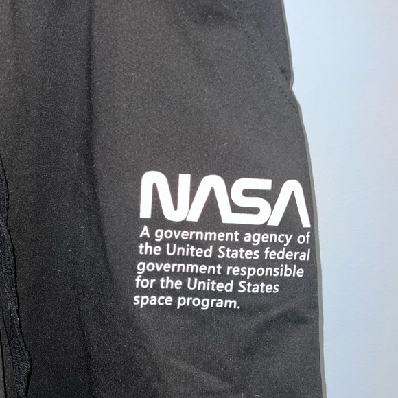 Black nasa shorts - Picture 2 of 4